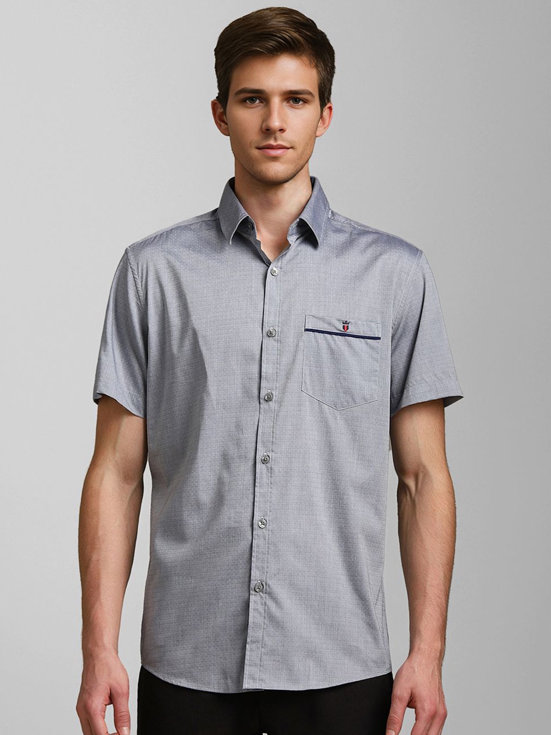 

Louis Philippe Sport Men Slim Fit Textured Pure Cotton Casual Shirt, Grey