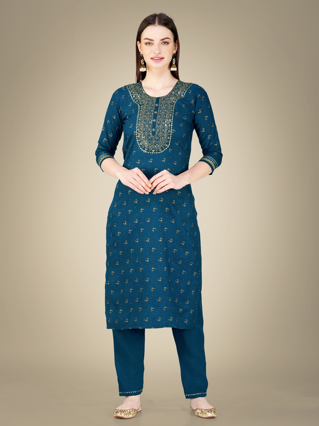 

KAYOMMI Floral Printed Round Neck Straight Kurta with Trousers & Dupatta, Blue