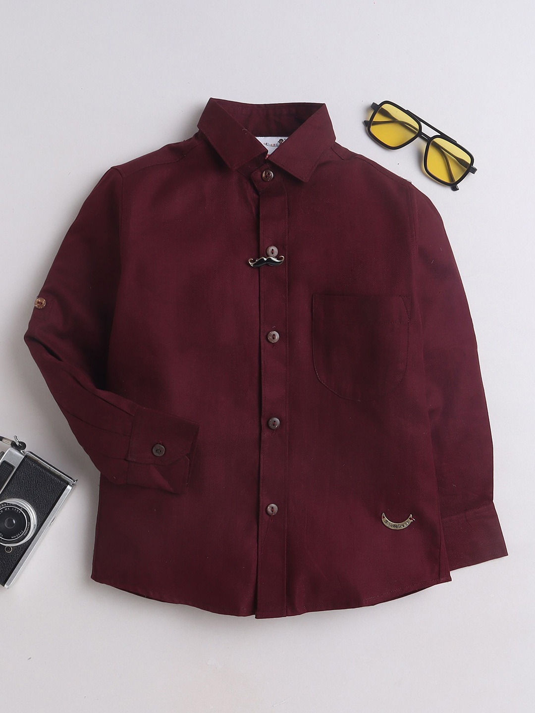 

BAATCHEET Boys Spread Collar Solid Cotton Casual Shirt, Maroon