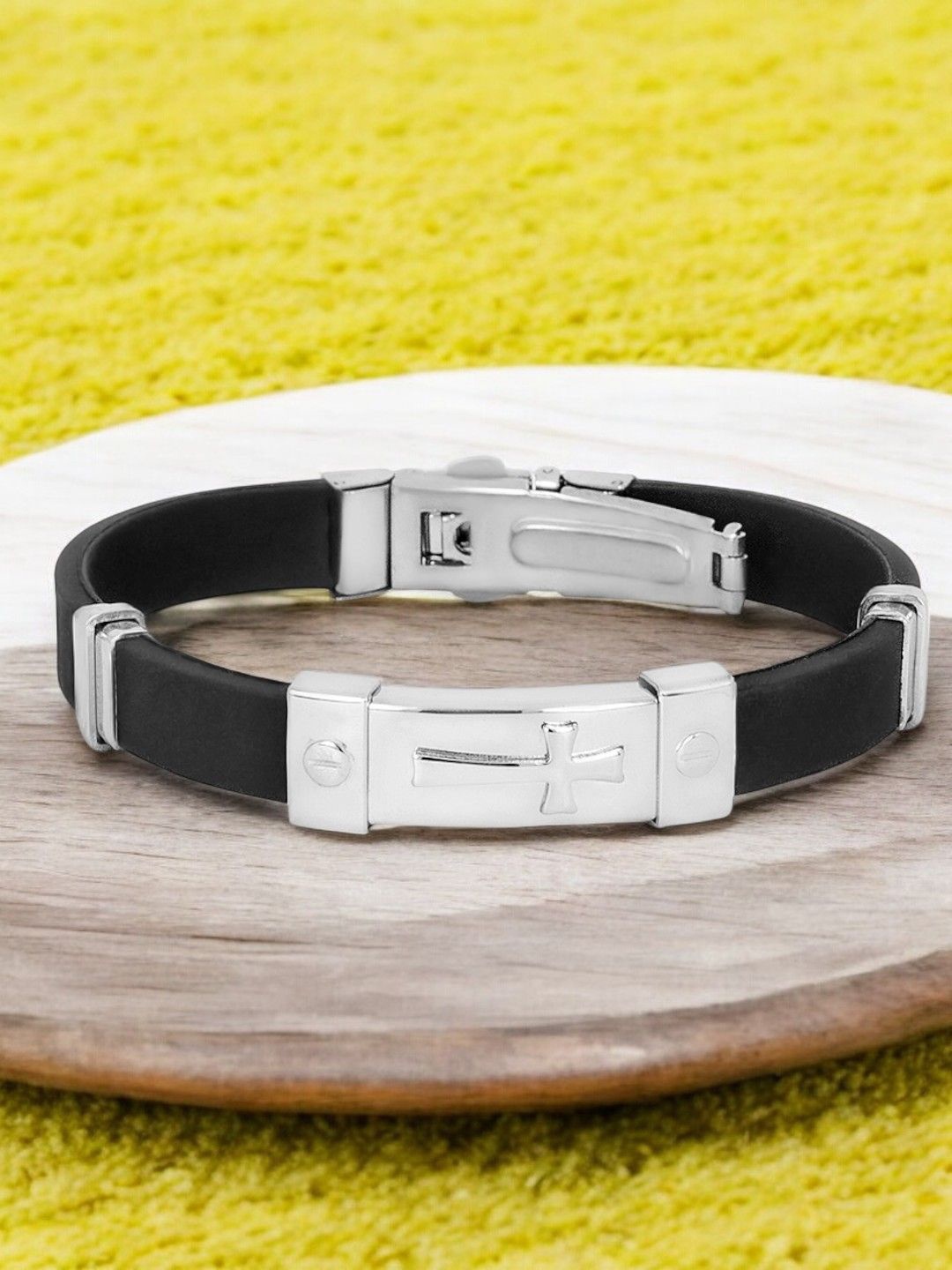 

fabula Men Stainless Steel Jesus Cross Wraparound Bracelet, Black