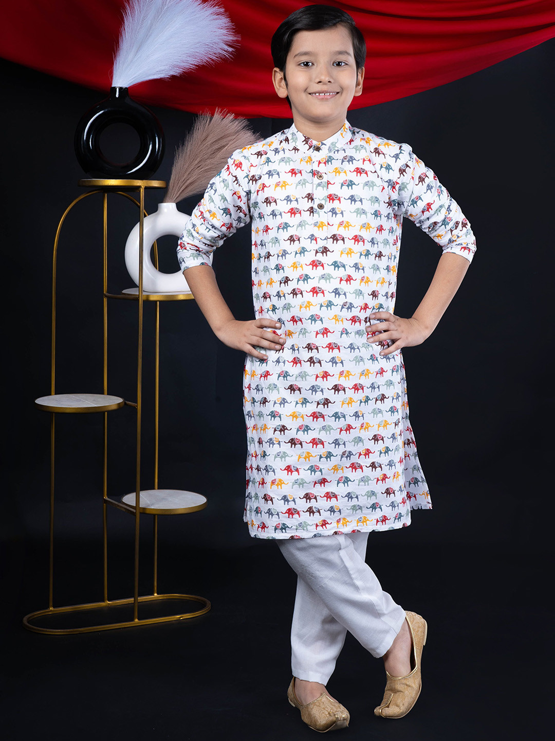 

BEBE UNICORN Boys Animal Printed Band Collar Pure Cotton Straight Kurta with Trouser, White