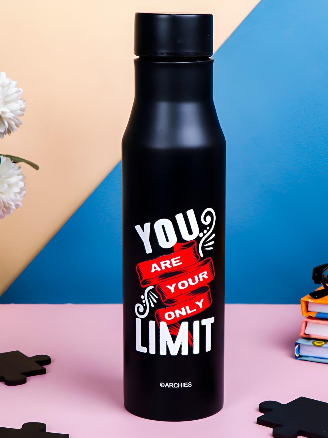 

Archies Black & White Single Metal Printed Water Bottle