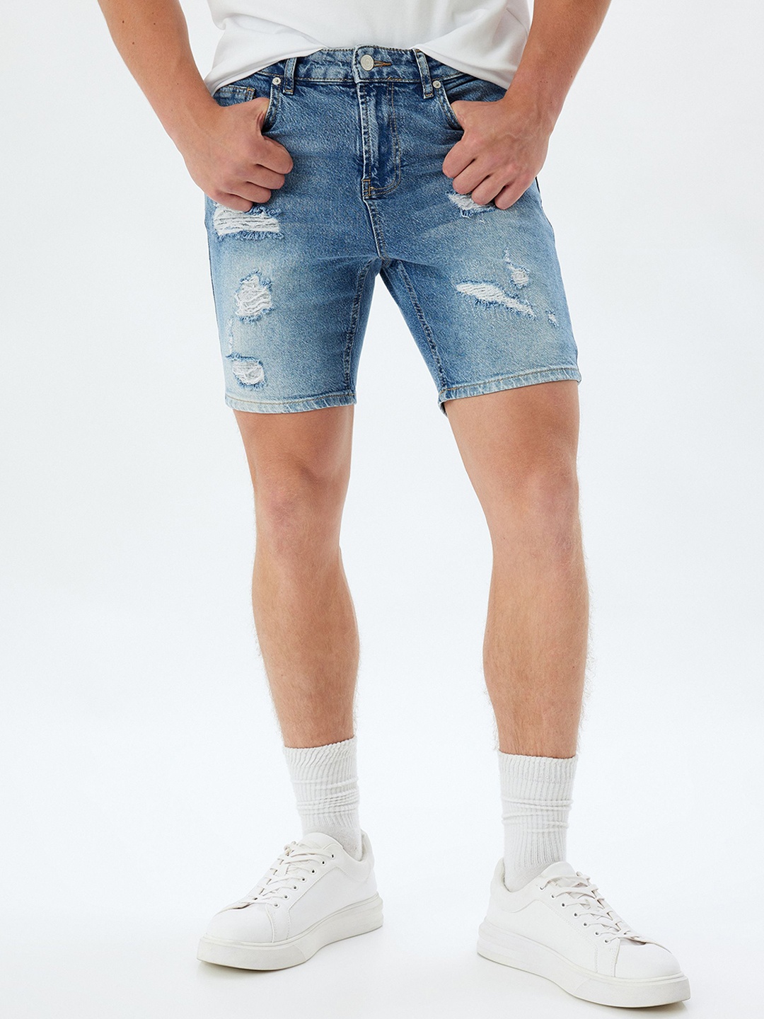 

Koton Men Slim Fit Denim Shorts, Pink