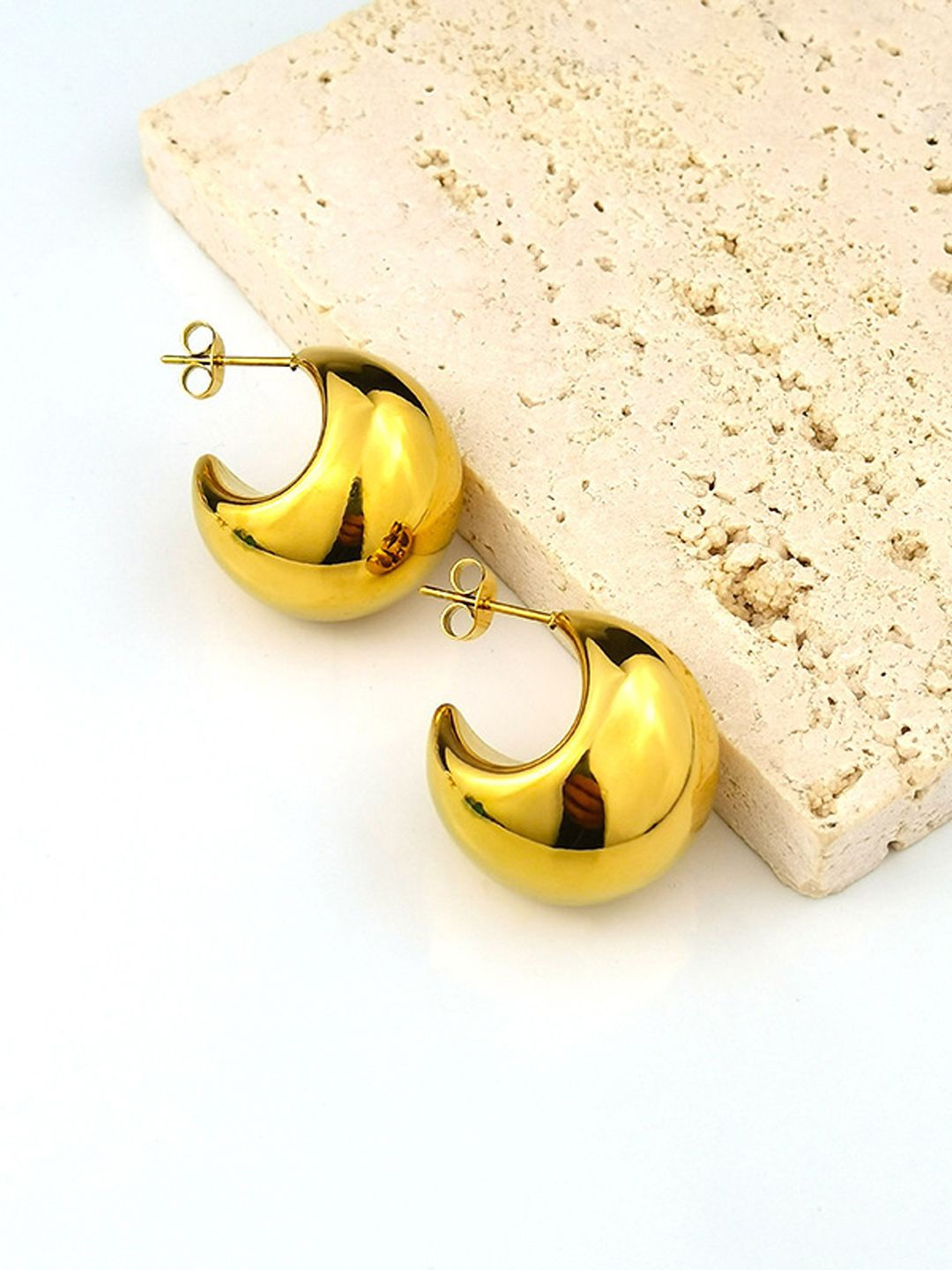 

KRENOZ Gold Plated Classic Studs Earrings