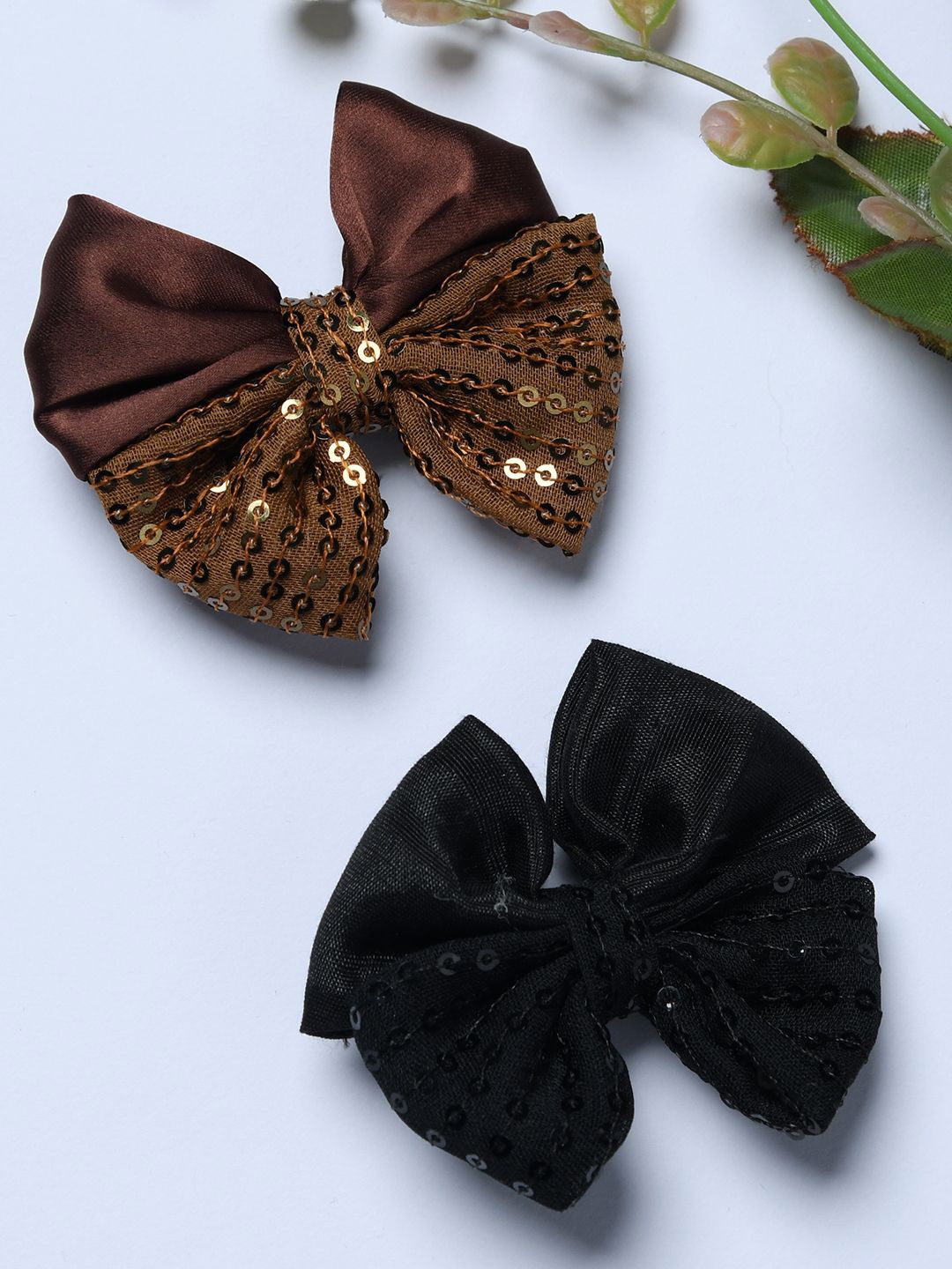 

FUNKRAFTS Girls Set of 2 Embellished Sequence Bow Alligator Hair Clips, Brown