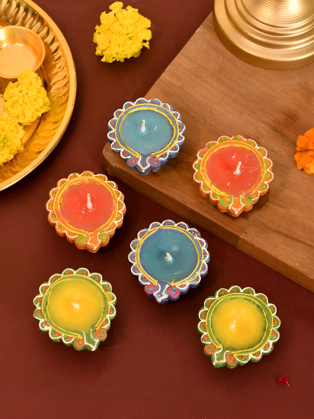 

Aapno Rajasthan Blue & Orange-Coloured 6 Pieces Printed Leaf Wax Diya