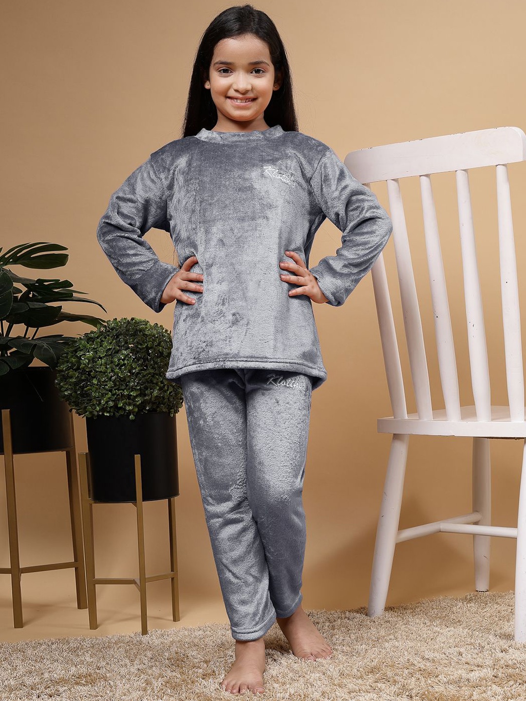 

KLOTTHE Kids Solid Wool Night Suit, Grey