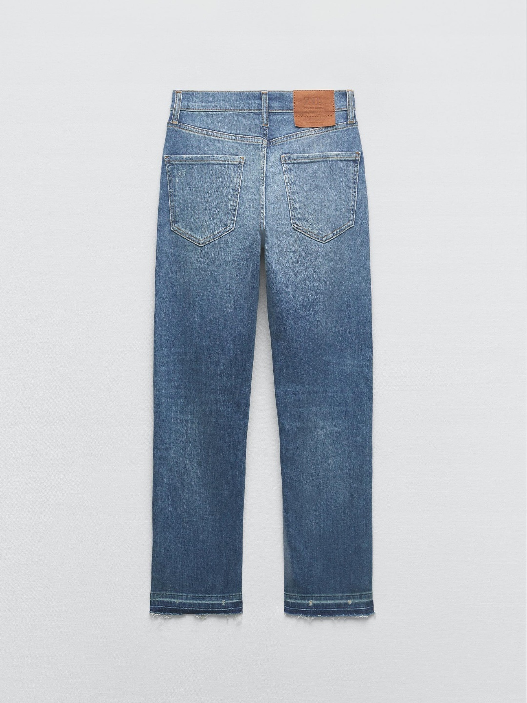 

ZARA Women Blue Jeans