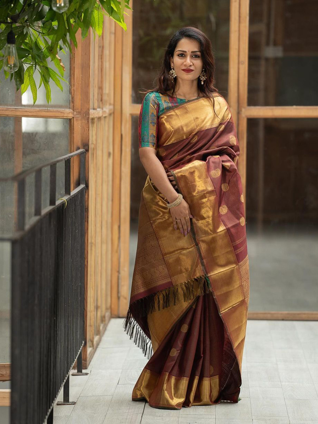 

MORLY Woven Design Zari Kanjeevaram Saree, Maroon