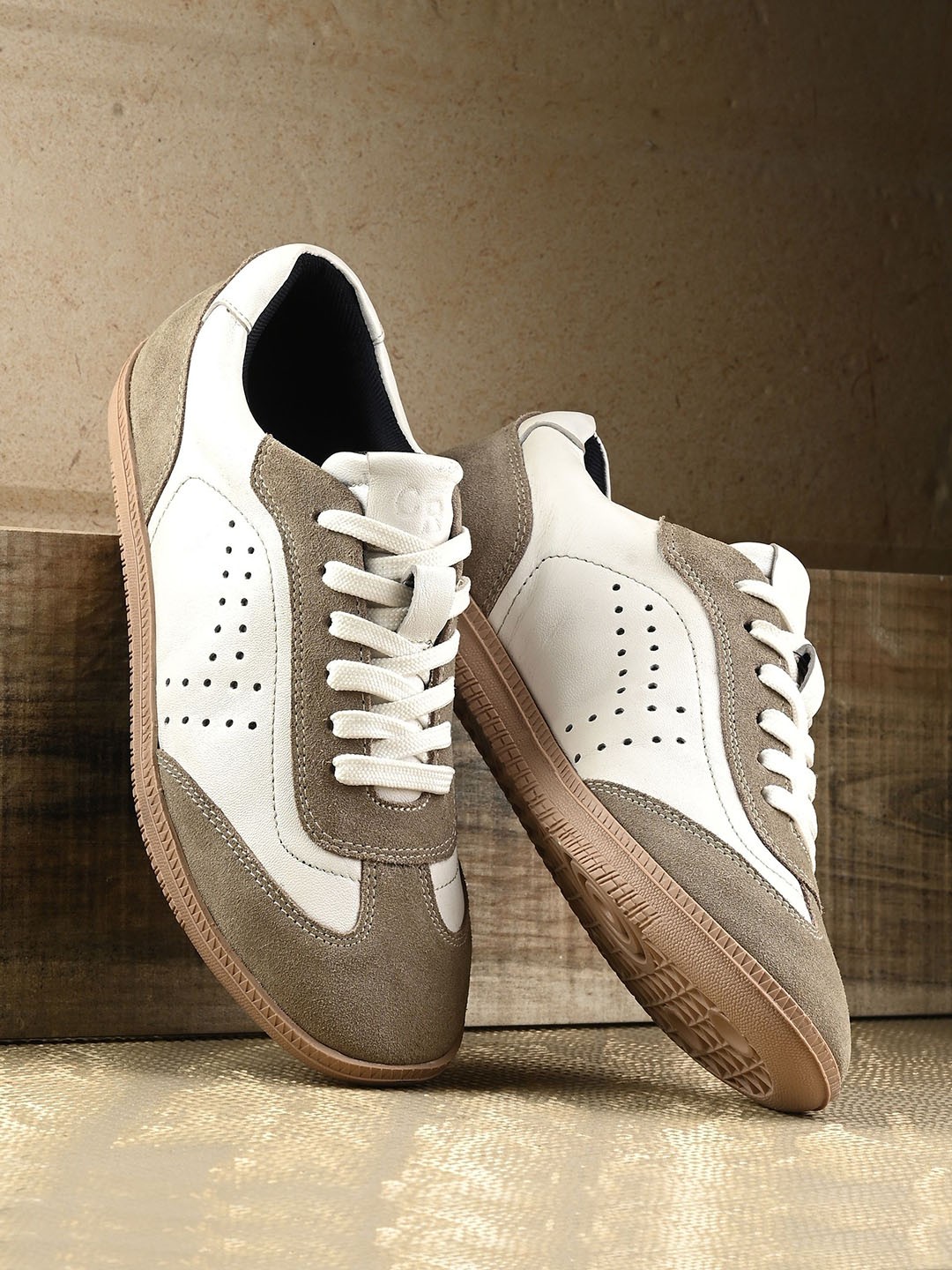 

CARLO ROMANO Women Suede Sneakers, Grey