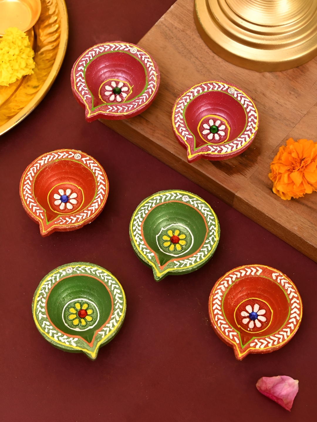 

Aapno Rajasthan Orange-Coloured & Green 6 Pieces Floral Printed Terracotta Diwali Diyas