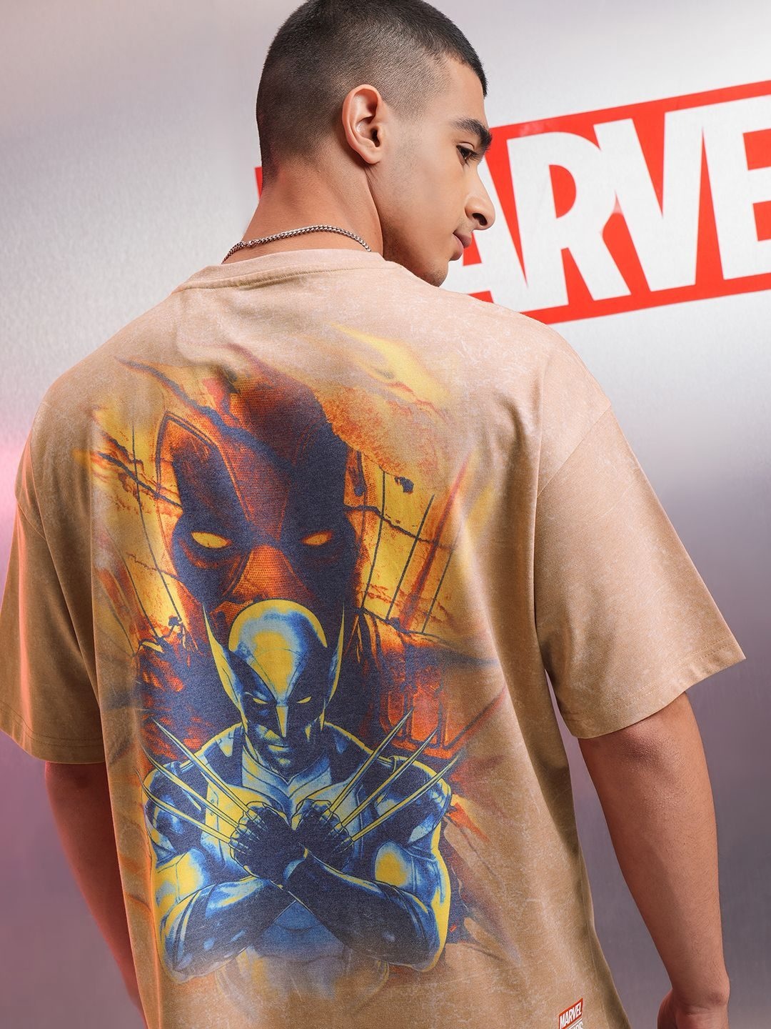 

HIGHLANDER Marvel Men Wolverine & Deadpool Oversized Drop Shoulder Tshirt, Brown