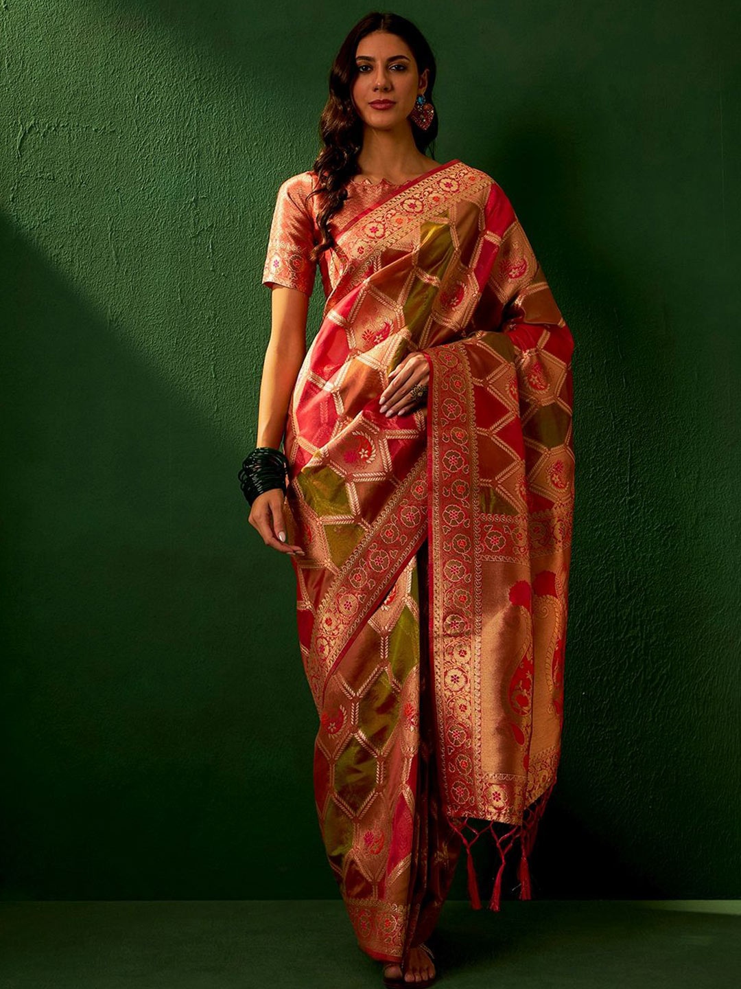 

Maroosh Woven Design Zari Organza Fusion Saree, Red