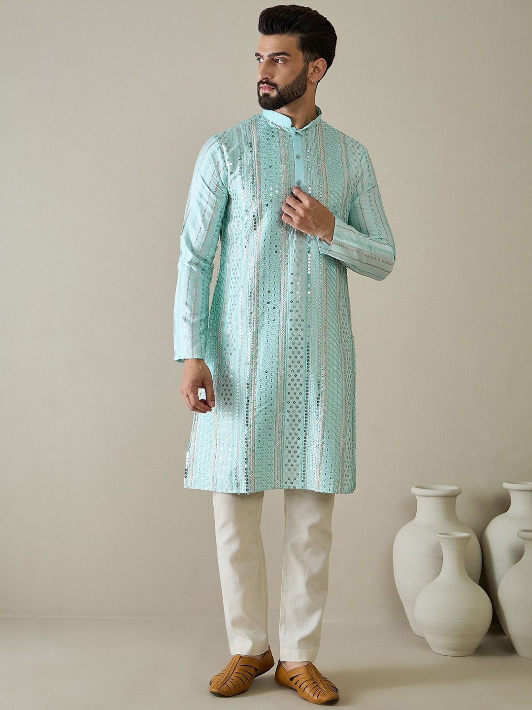 

Anouk Men Embellished Thread Work Kurta, Blue