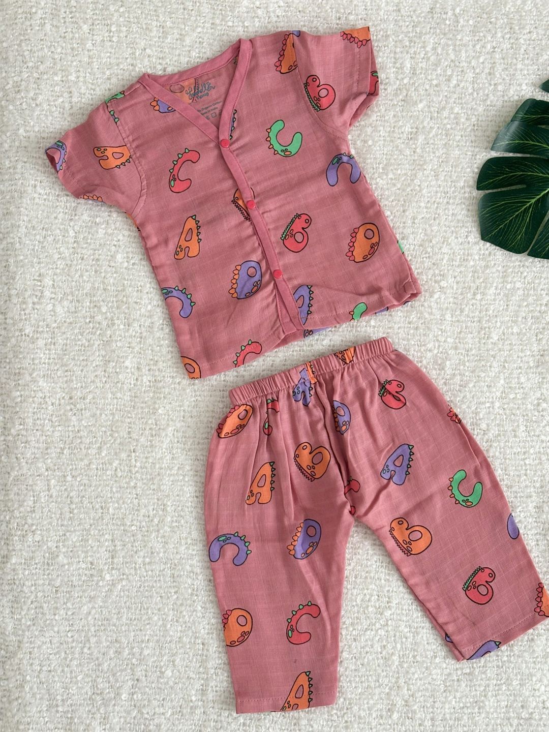 

A Toddler Thing Kids Organic Cotton Conversational Printed Night suit, Pink