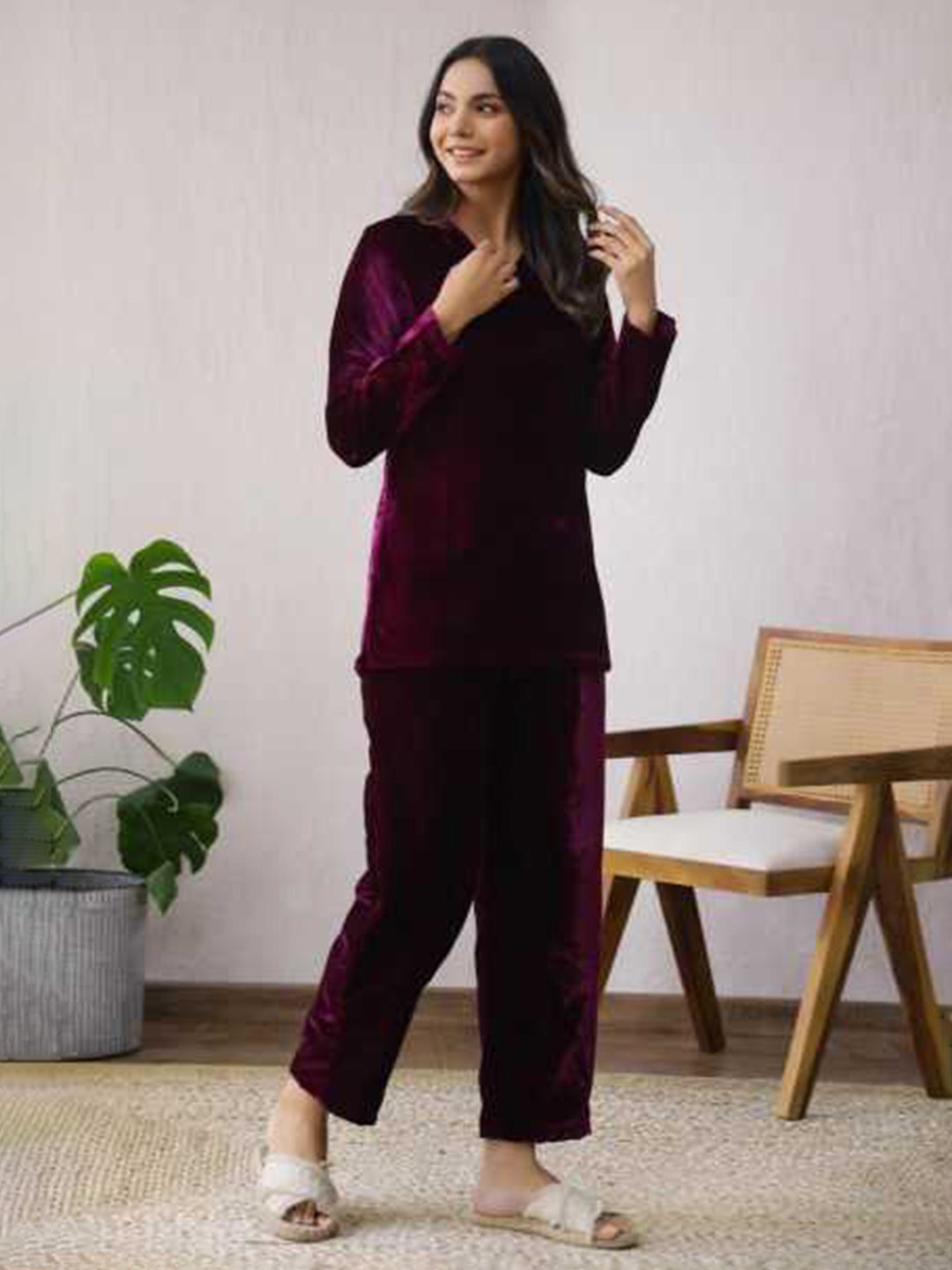 

FLAVIA CREATION Super Soft Woollen Night Suit, Maroon