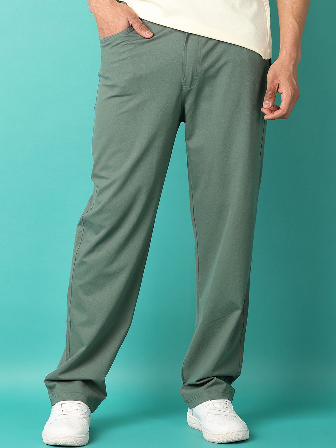 

V-Mart Men Chinos Trousers, Green