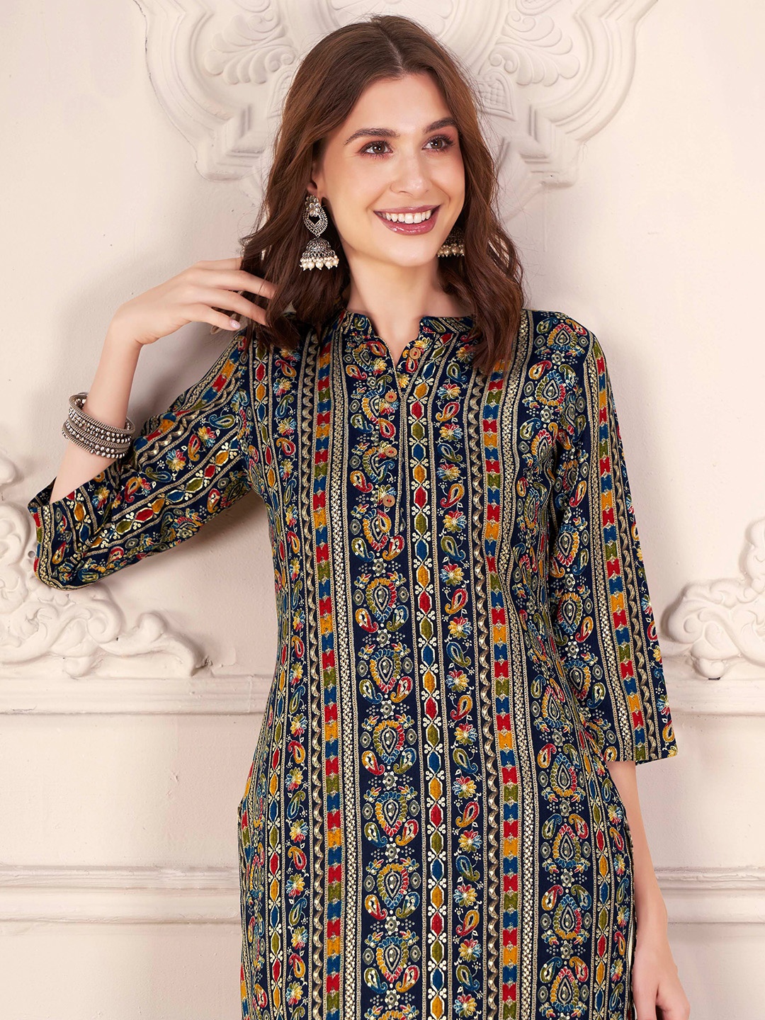 

Anouk Women Floral Printed Kurta, Navy blue
