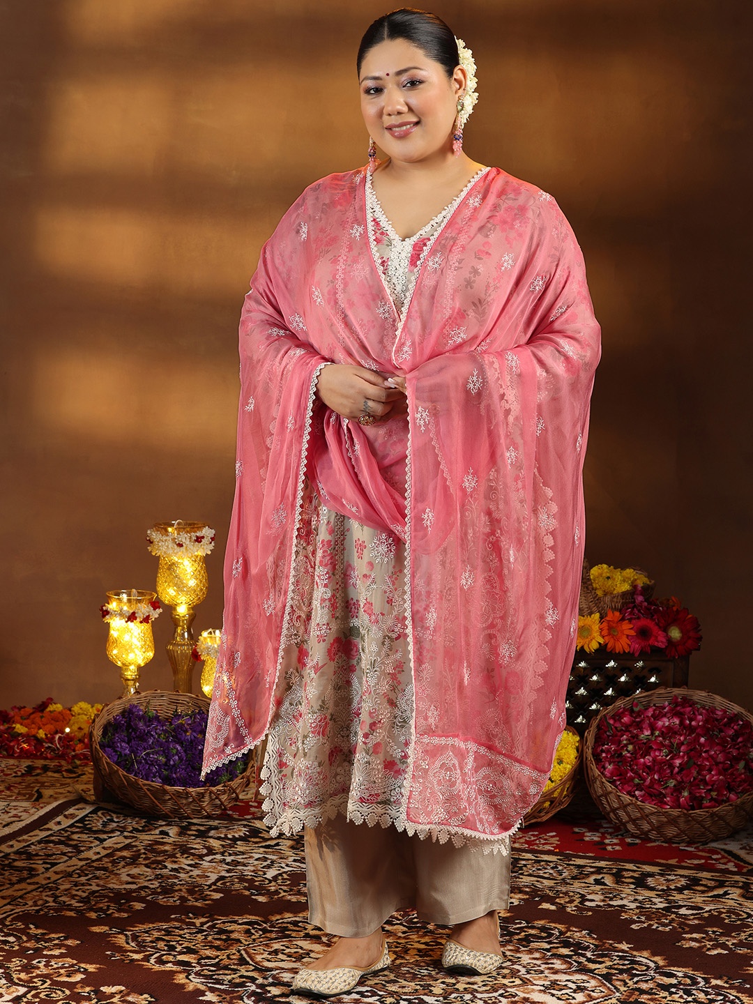 

EXTRA LOVE BY LIBAS Plus Size Floral Printed Thread Work Organza Kurta & Trouser & Dupatta, Grey