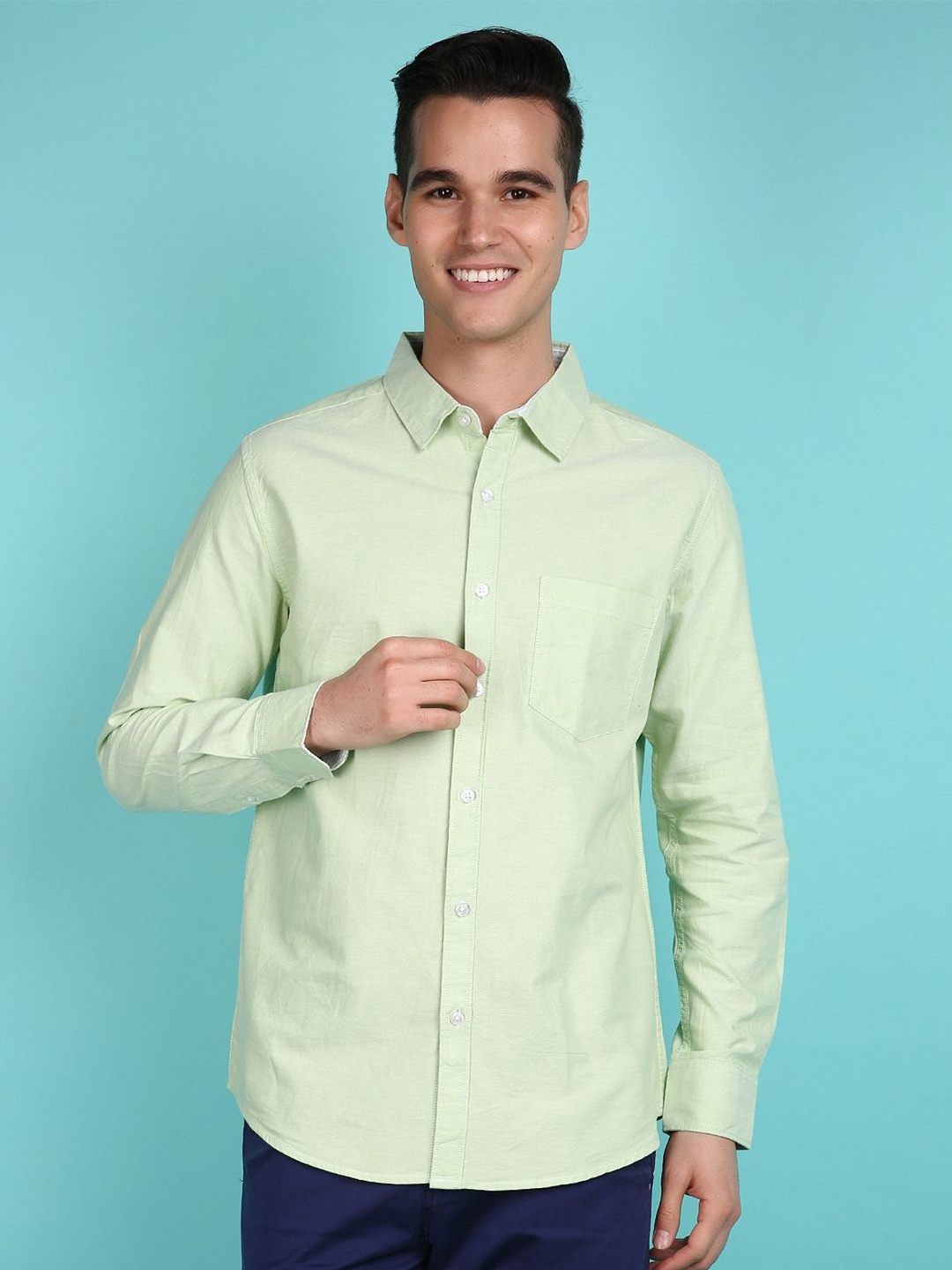 

V-Mart Men Spread Collar Solid Cotton Casual Shirt, Green