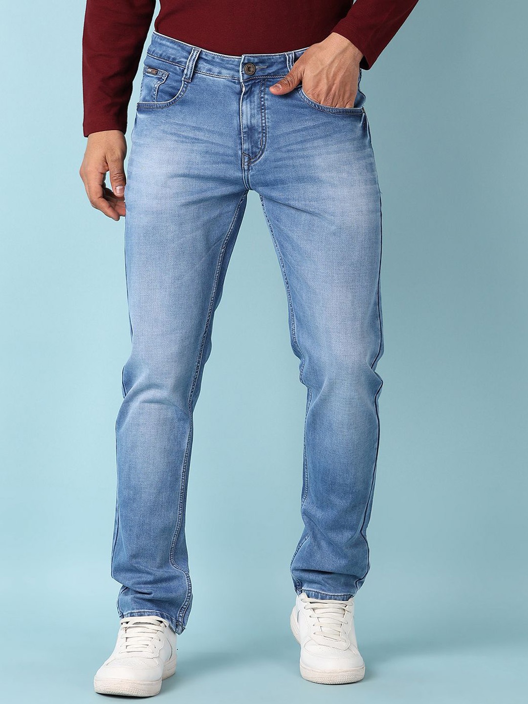 

V-Mart Men Straight Fit Light Fade Stretchable Jeans, Blue