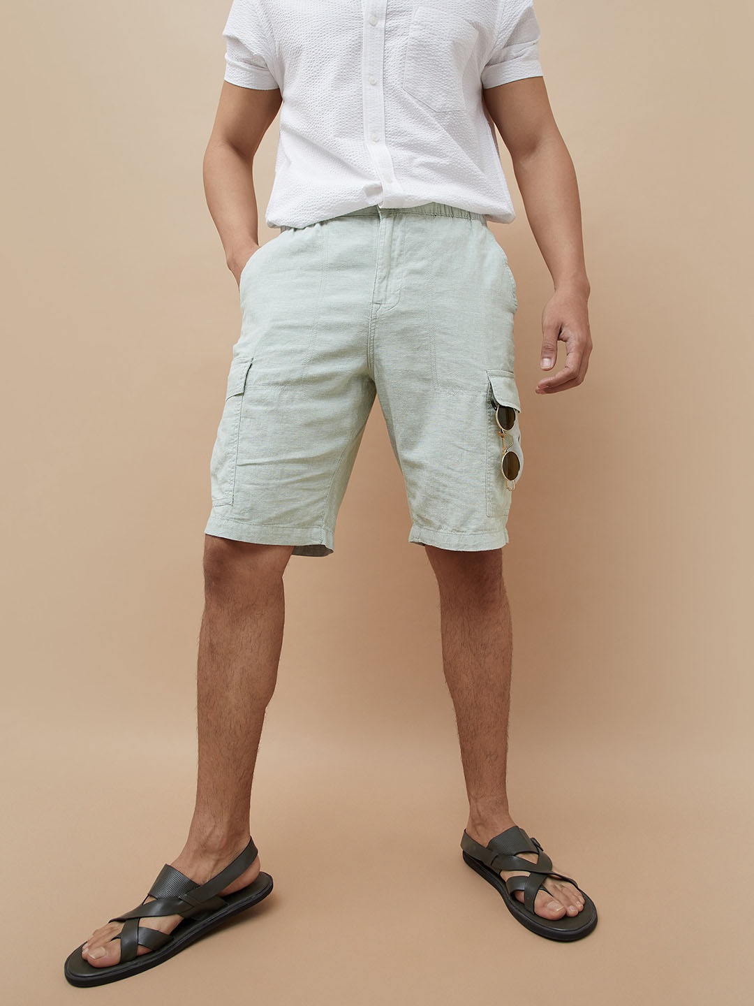 

Fame Forever by Lifestyle Men Mid-Rise Cargo Shorts, Green