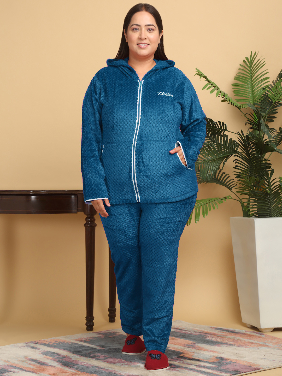 

KLOTTHE Women Plus Size Hooded Night suit, Blue