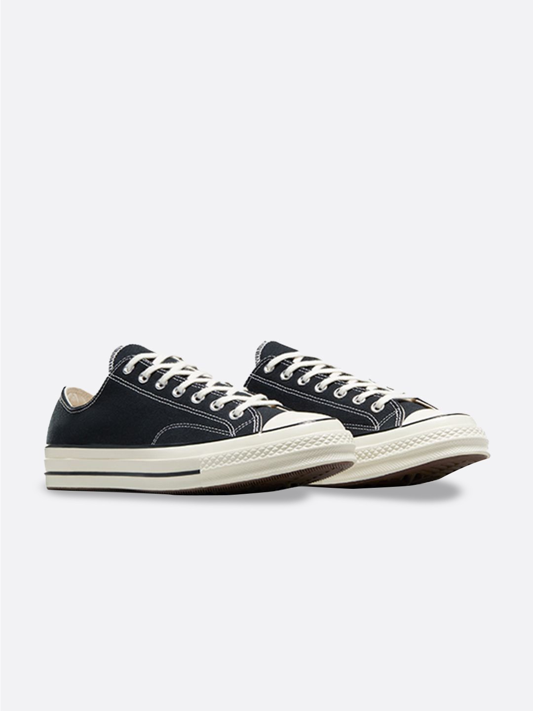 

Converse Unisex Chuck 70 Canvas Low Top Sneakers, Black