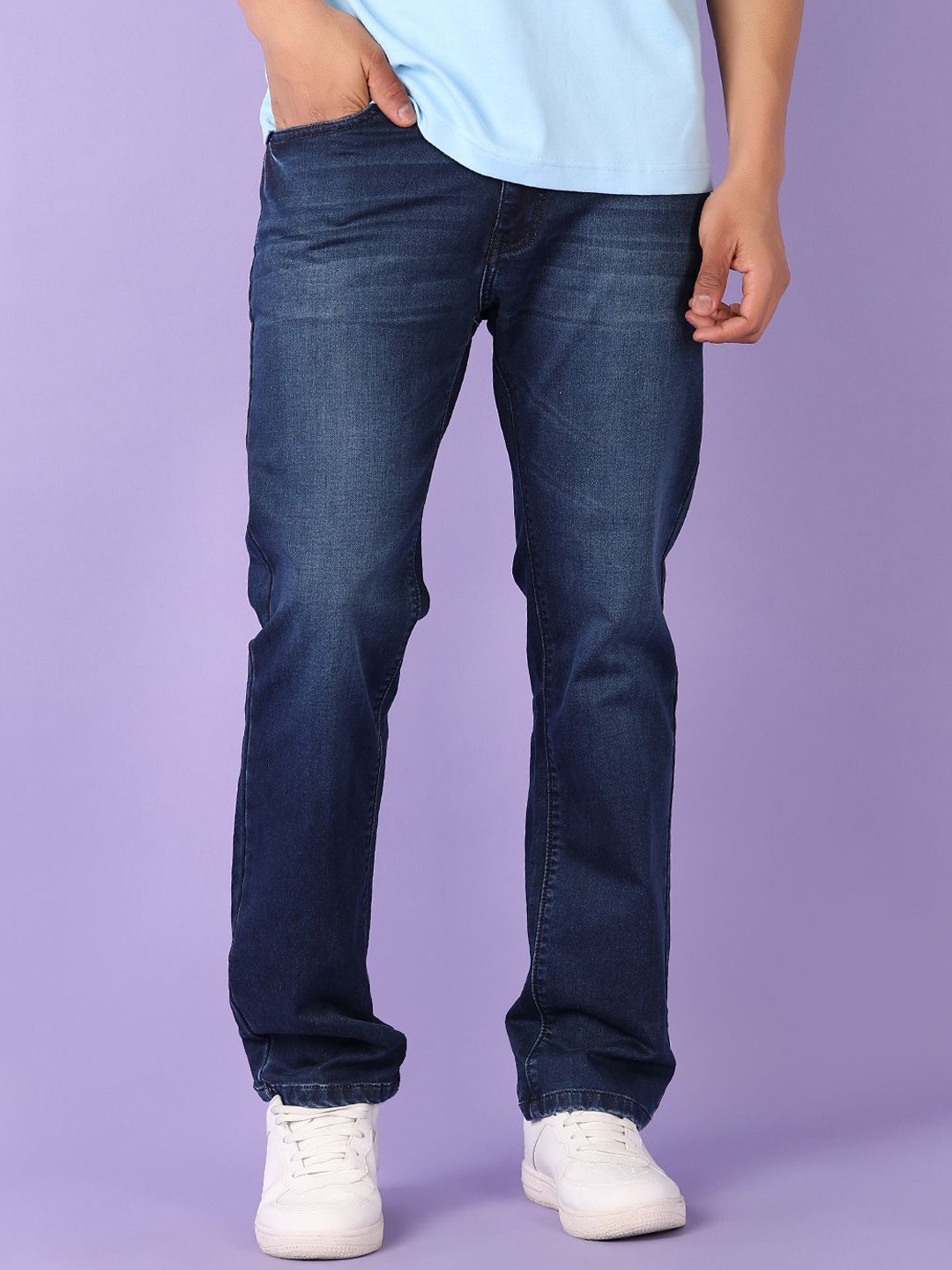 

V-Mart Men Straight Fit Light Fade Stretchable Jeans, Blue