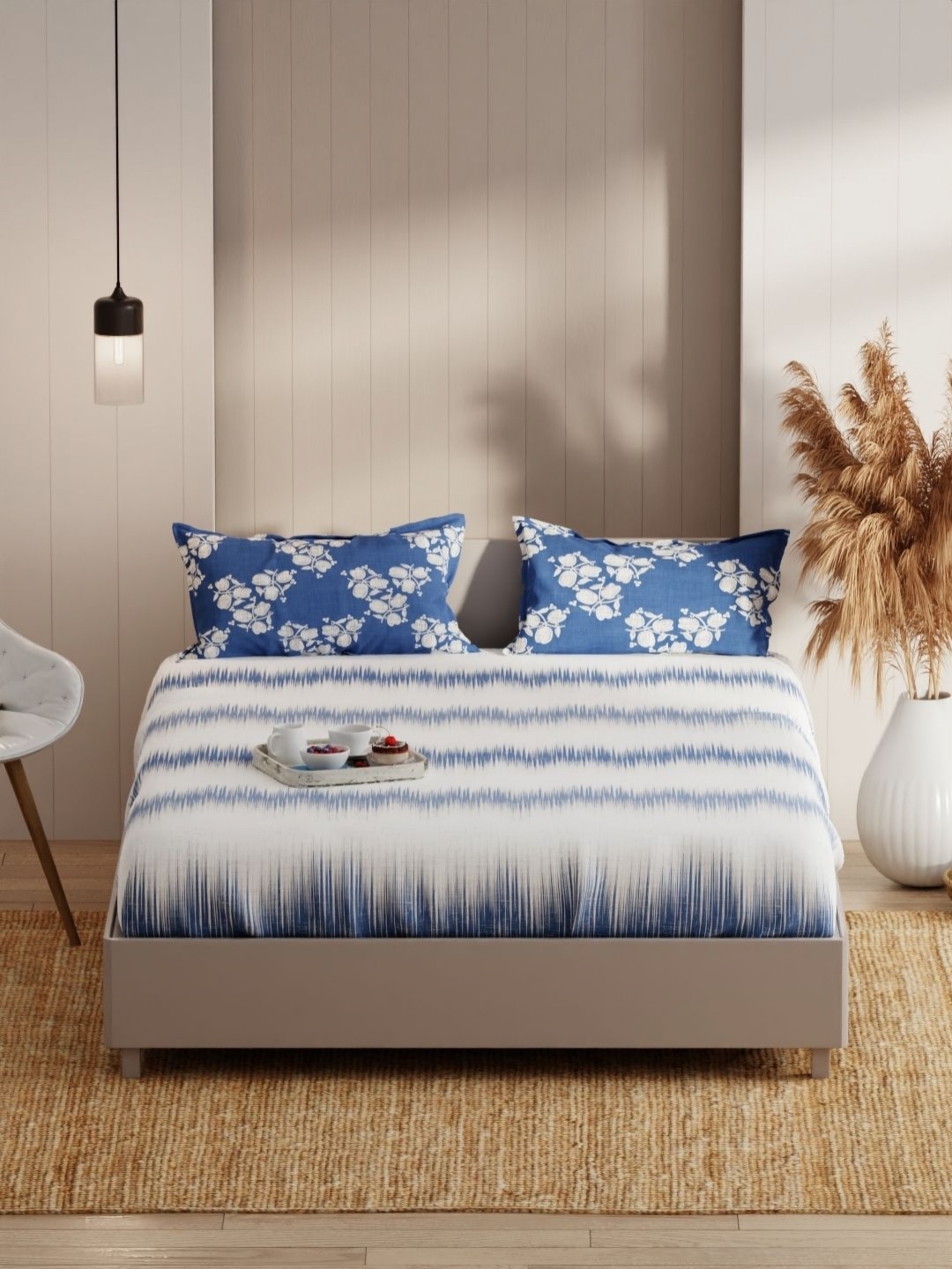 

KOPA Bio-Soft Blue and White 152 TC Queen Bedsheet with 2 Pillow Covers 2.31 m X 2.54 m