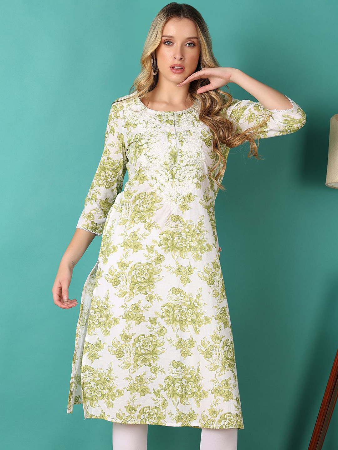 

V-Mart Women Printed Kurta, Green