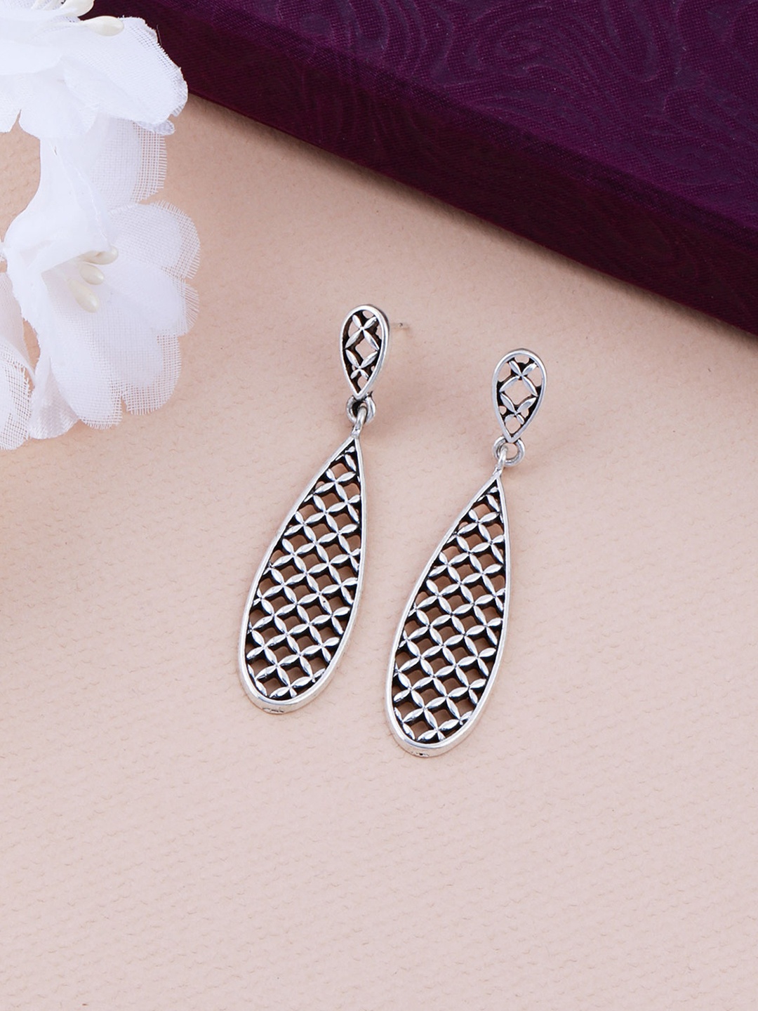 

Silver Shine Contemporary Drop Earrings