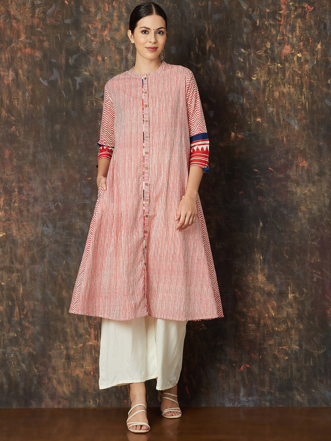 

Melange by Lifestyle Women Printed Thread Work Kurta, Off white