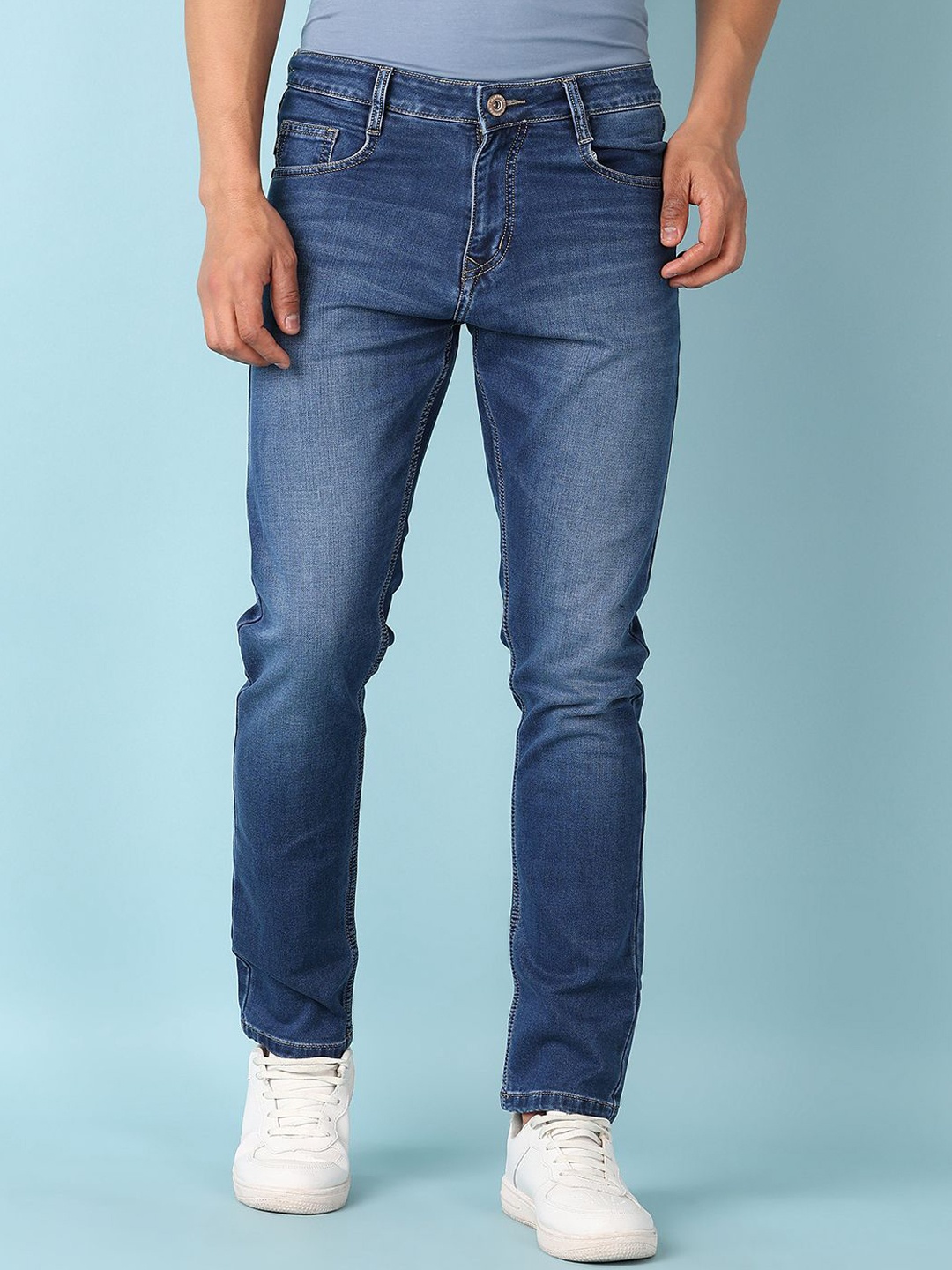 

V-Mart Men Straight Fit Light Fade Mid-Rise Stretchable Jeans, Blue