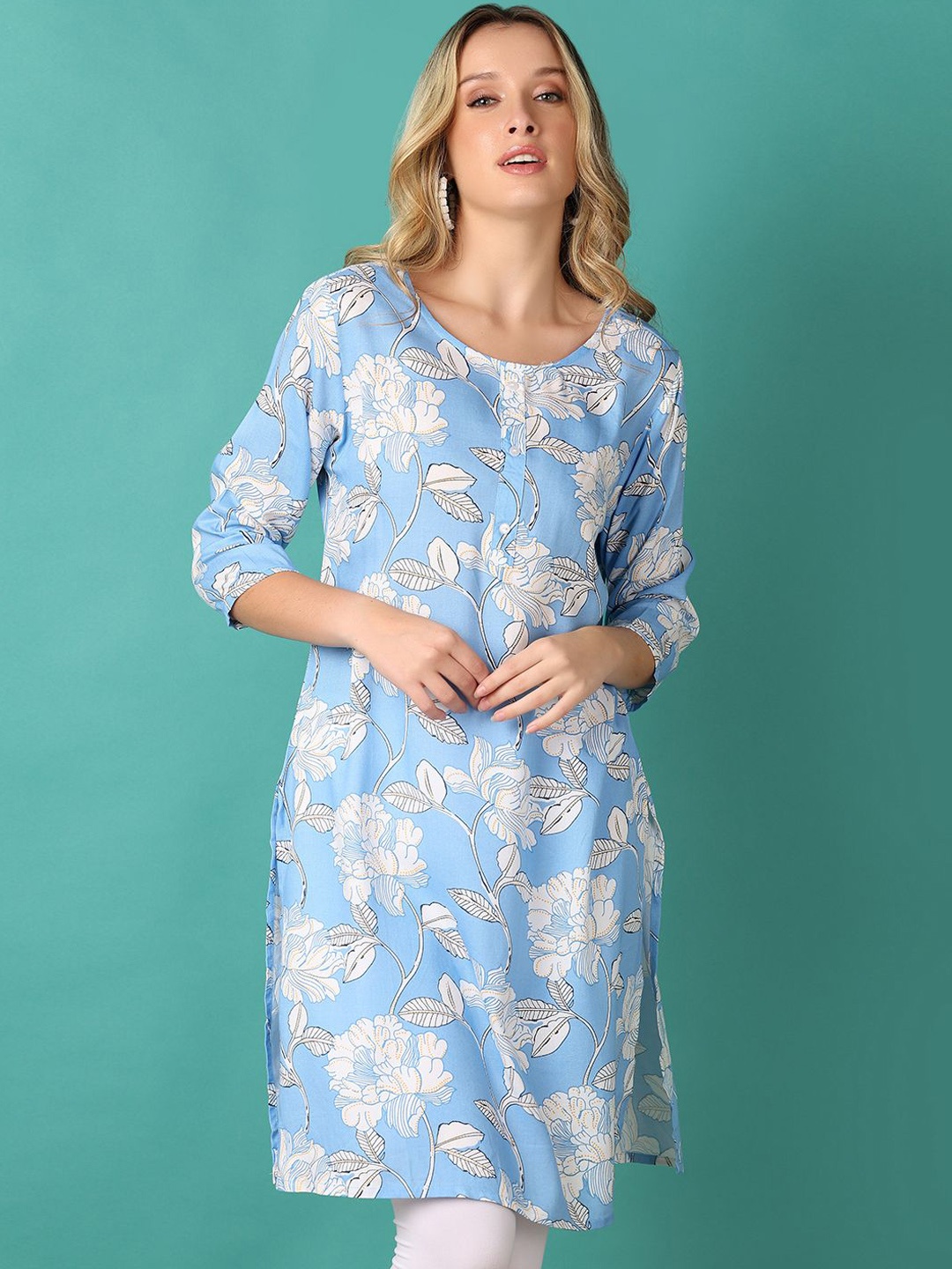 

V-Mart Women Floral Printed Kurta, Blue
