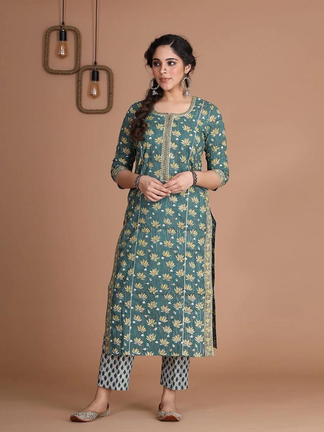 

Charnest Floral Printed Gotta Patti Straight Kurta With Trouser, Green