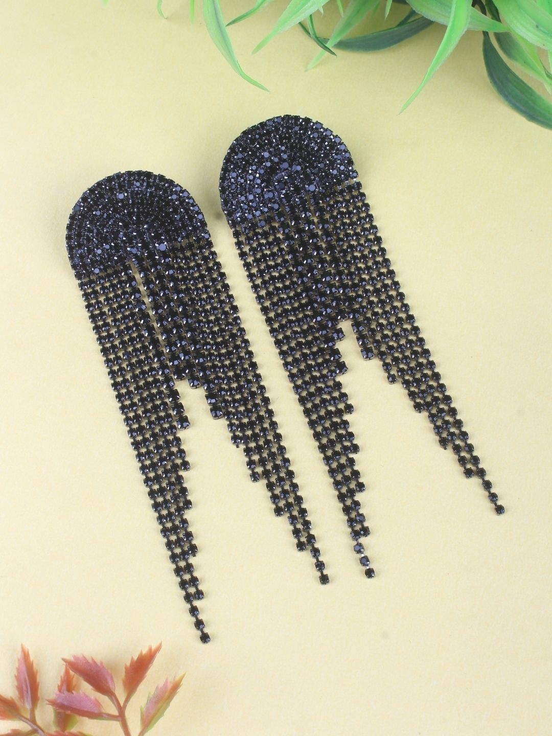 

KPOP Contemporary Drop Earrings, Black