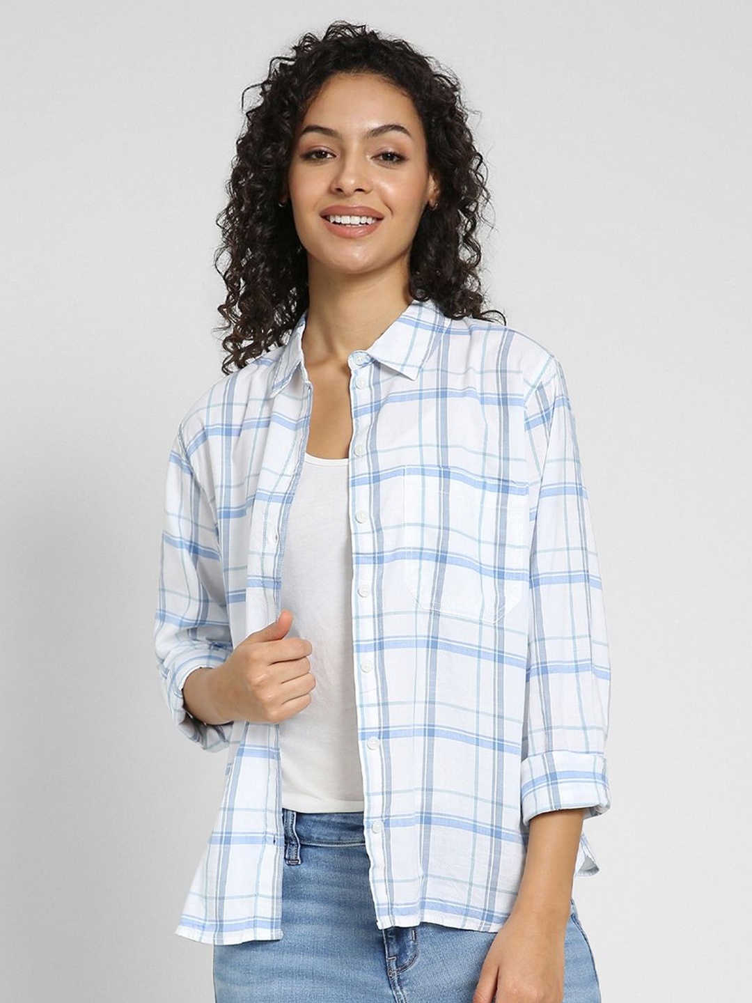 

AMERICAN EAGLE OUTFITTERS Women Spread Collar Tartan Checked Cotton Casual Shirt, White