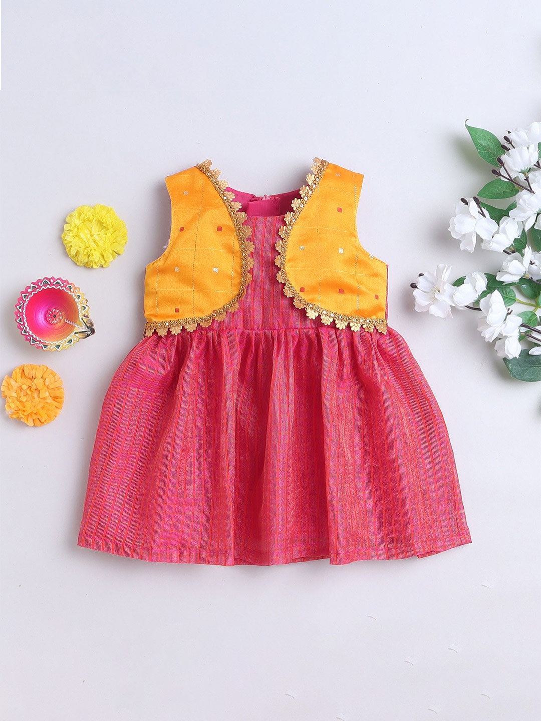 

MANY FROCKS & Girls Round Neck Sleeveless Cotton Fit & Flare Dress, Yellow