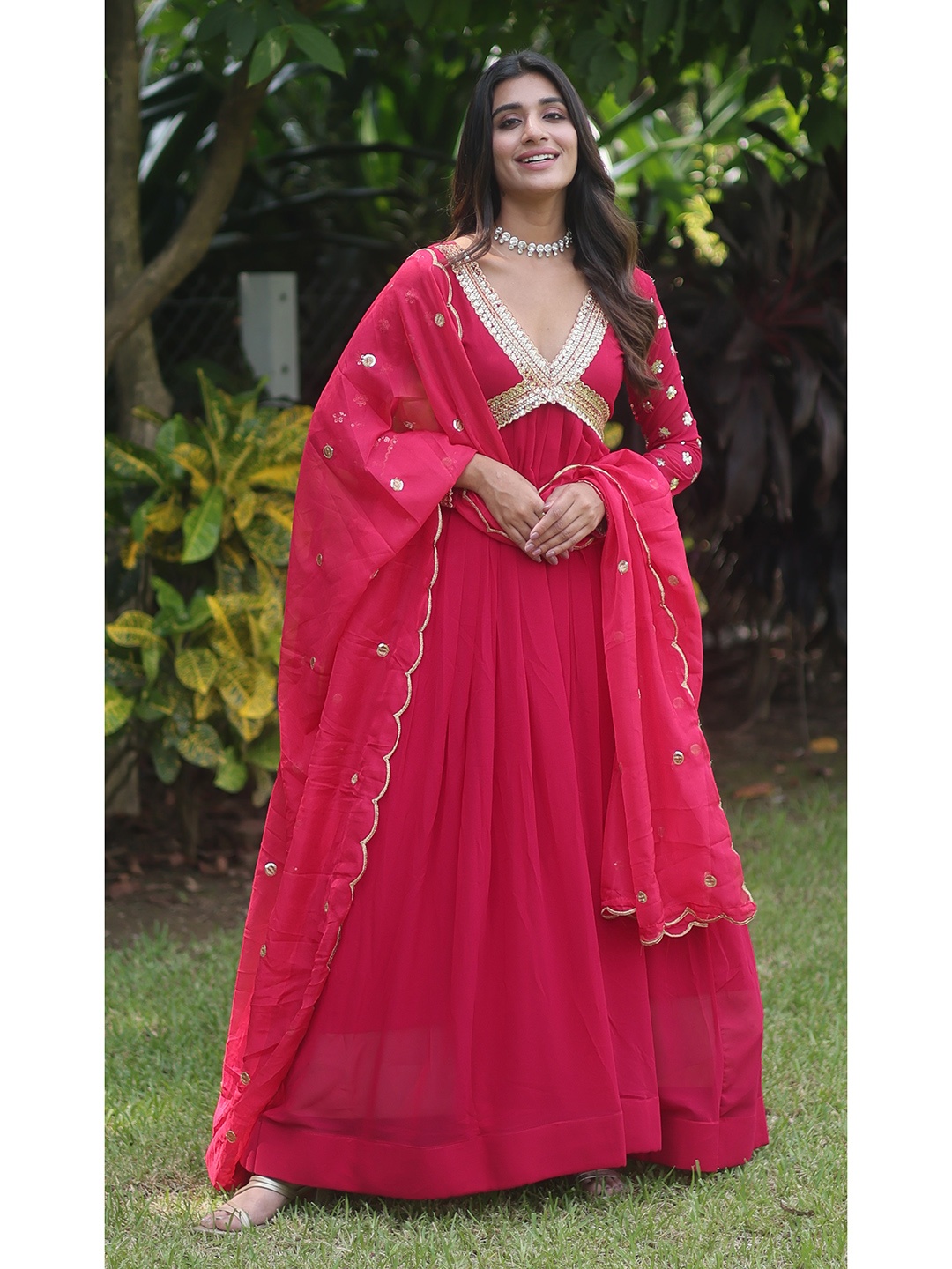

KALINI Women Geometric Georgette Kurta, Pink
