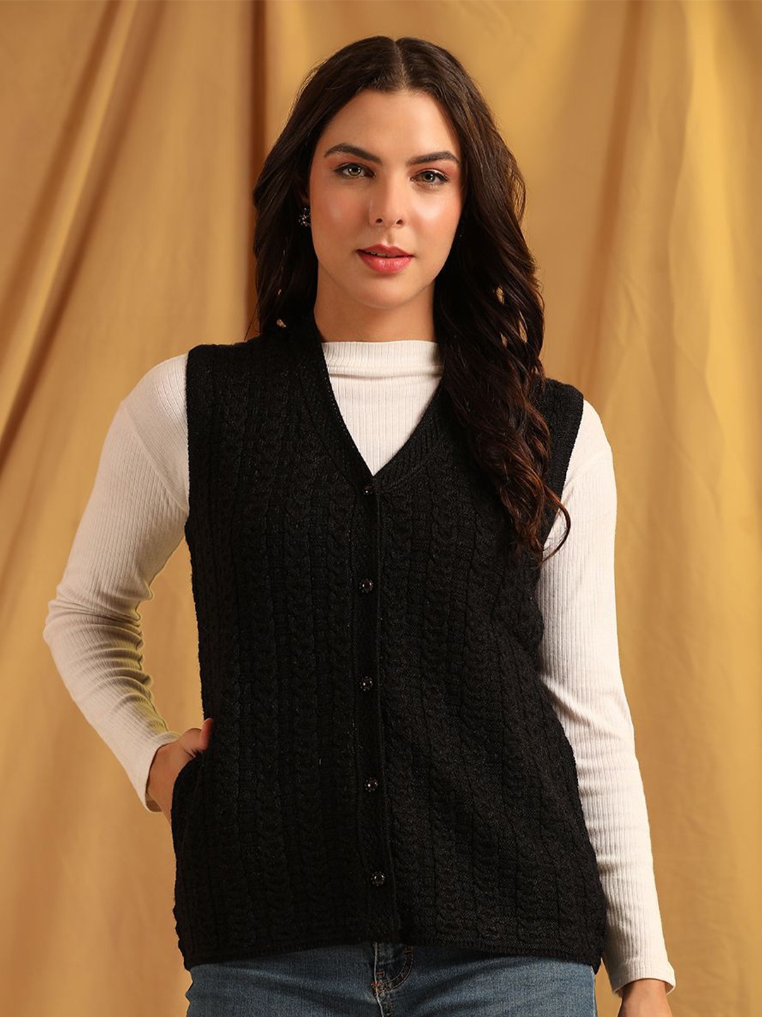 

Cayman Women Cable Knit Woollen Cardigan, Black