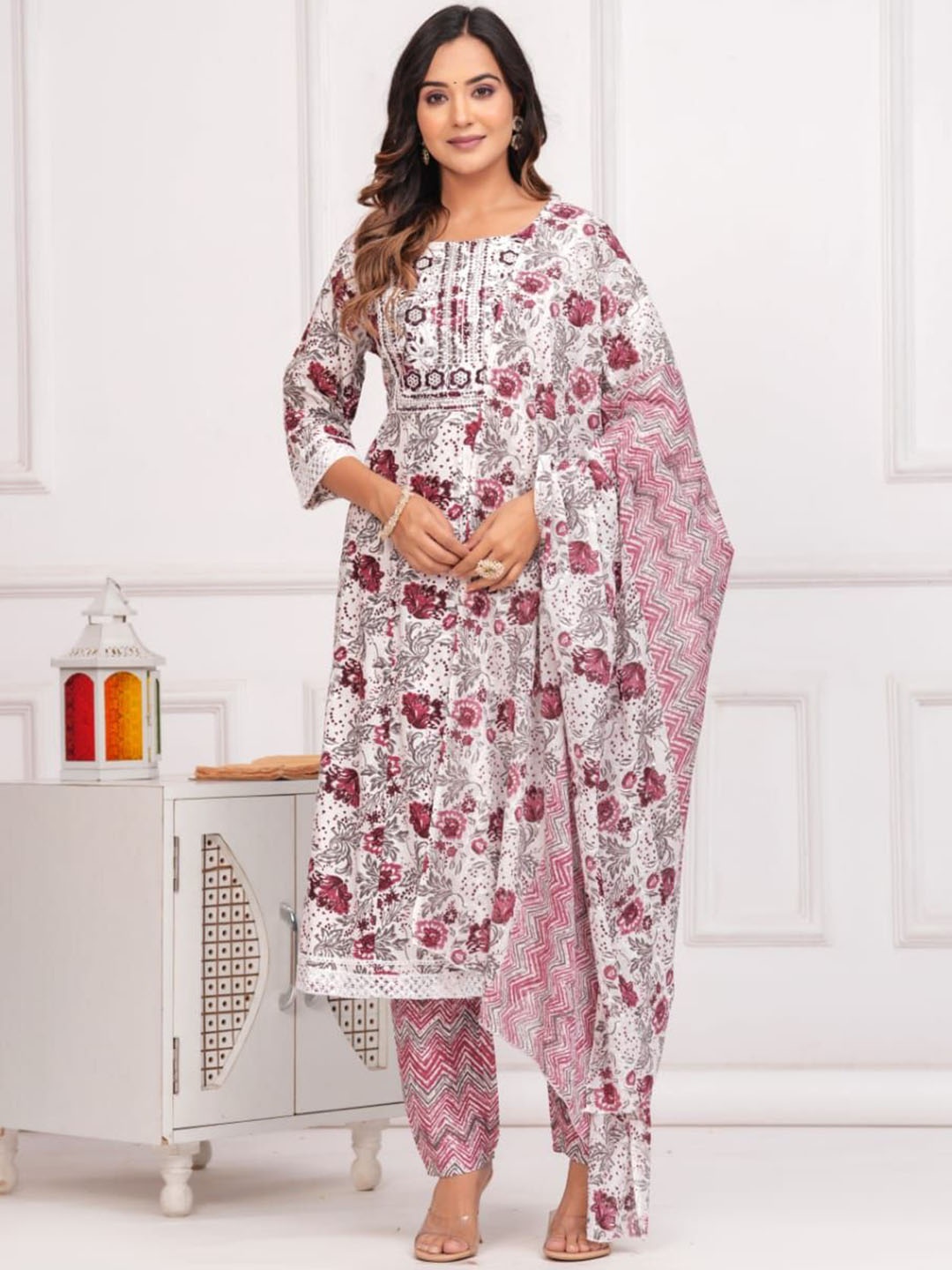 

PARUCREATION Floral Printed Anarkali Kurta With Palazzos & Dupatta, Maroon