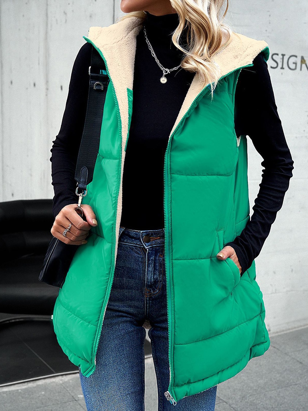 

StyleCast Women Hooded Solid Cotton Casual Padded Jacket, Green
