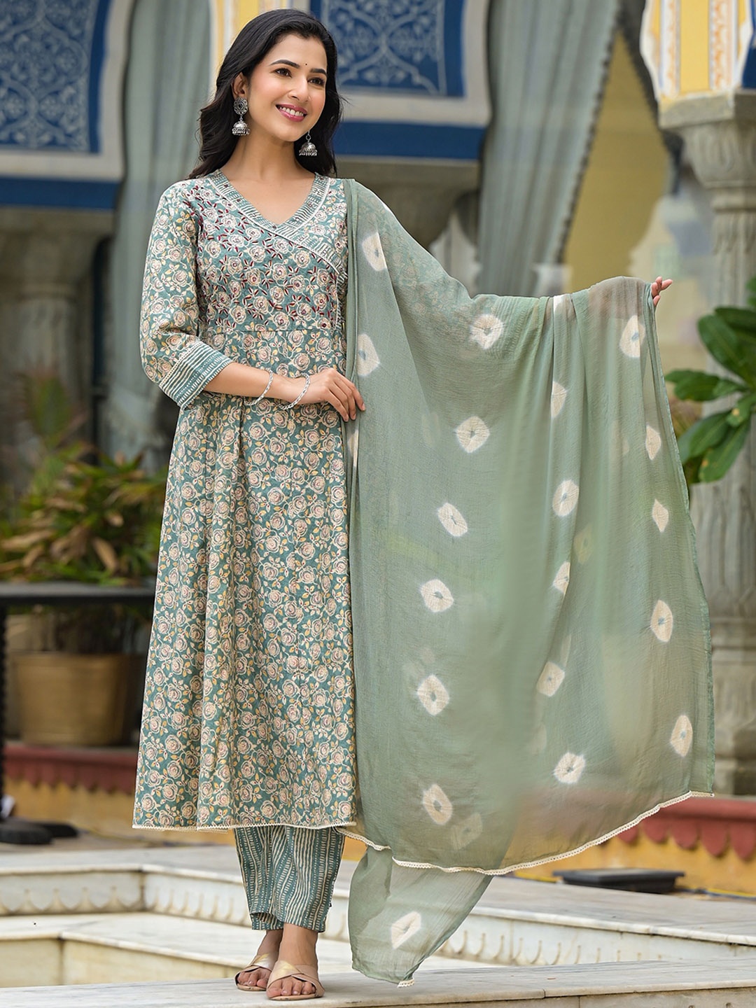 

ROOHANIYAT Floral Printed Pure Cotton Anarkali Kurta with Pyjamas & Dupatta, Green