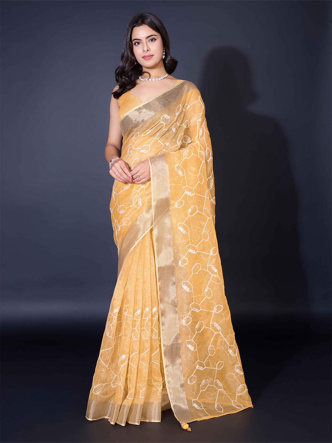 

Mitera Geometric Printed Zari Saree, Yellow