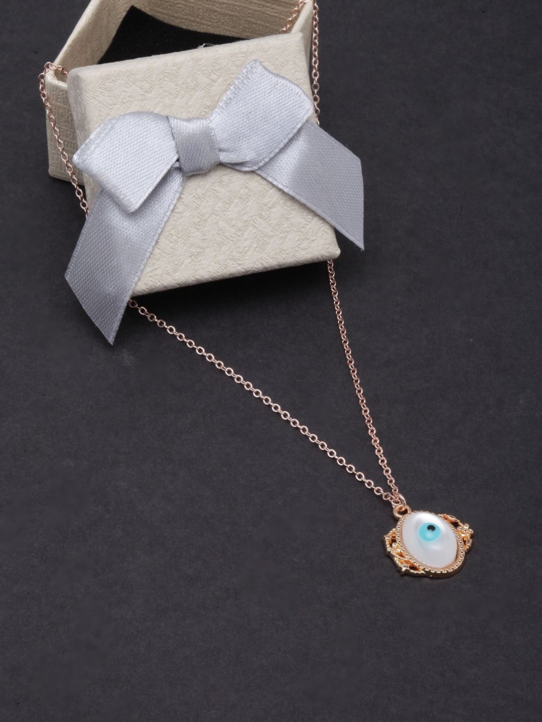 

KPOP Brass Gold-Plated Handcrafted Necklace