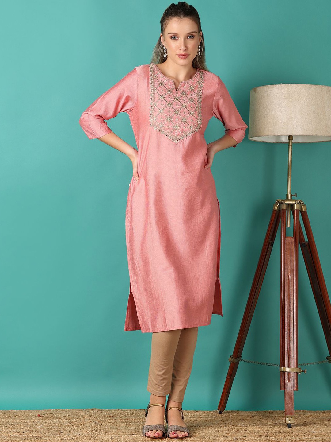 

V-Mart Women Woven Design Kurta, Pink