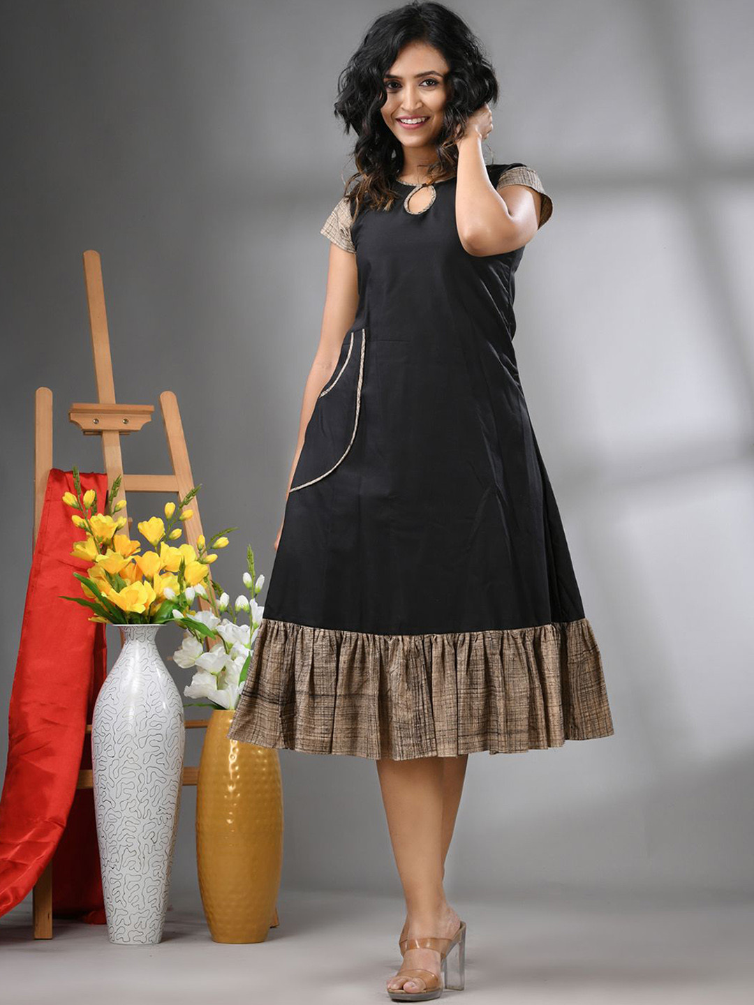 

Charukriti A-Line Midi Ethnic Dress, Black
