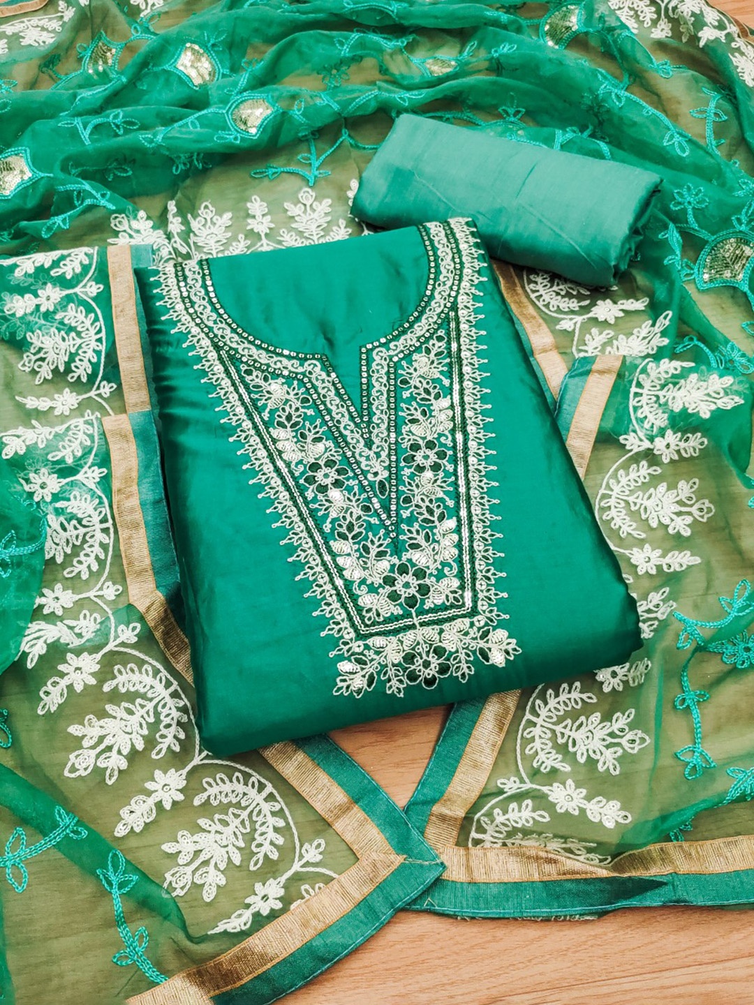 

KALINI Women Embroidered Unstitched Dress Material, Green