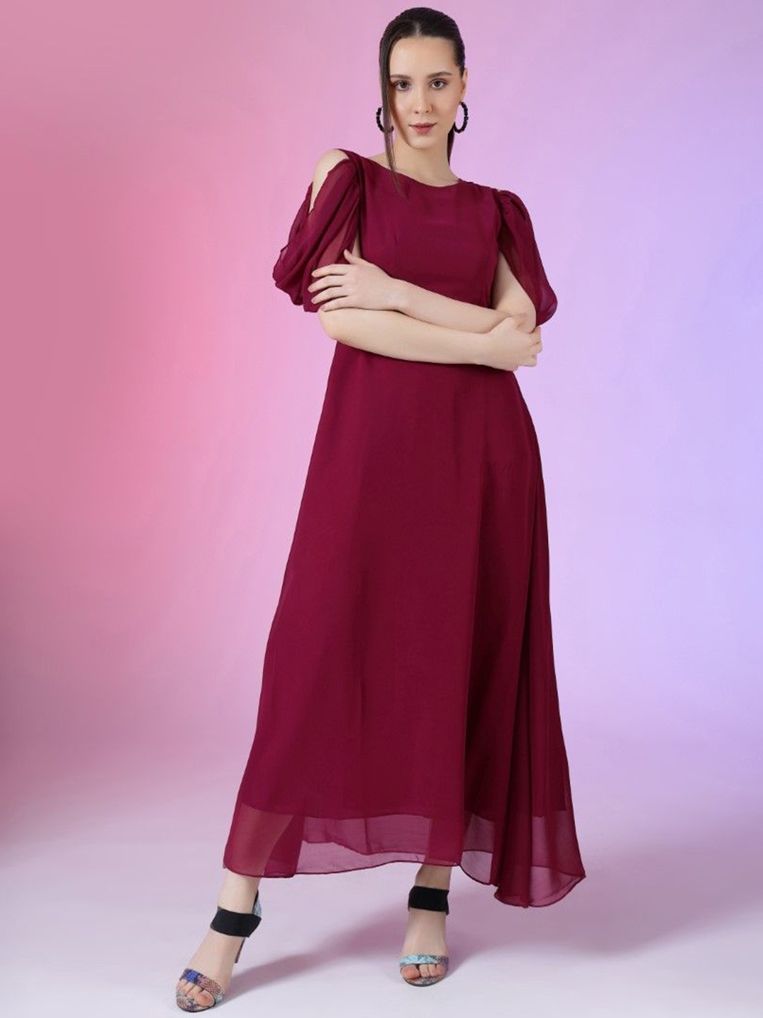 

Krunal Raiyani Women Solid Bell Sleeve Applique Fit & Flare Maxi Dress, Magenta